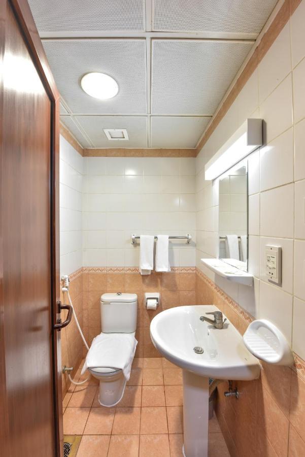 Al Mukhtara Al Gharbi Hotel Médine Extérieur photo